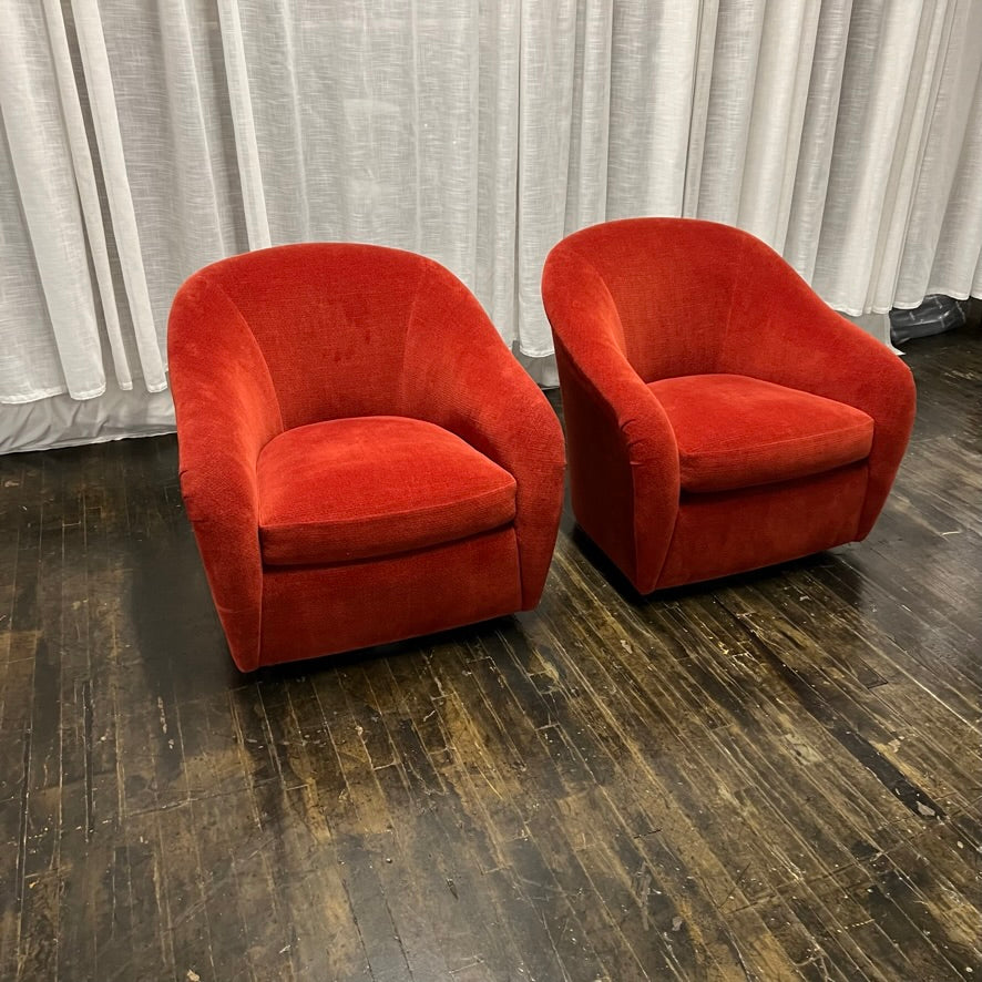 Two beautiful and comfortable mid century tub chairs by Interior Crafts, mid-century lounge chairs, Studio Sonja Milan