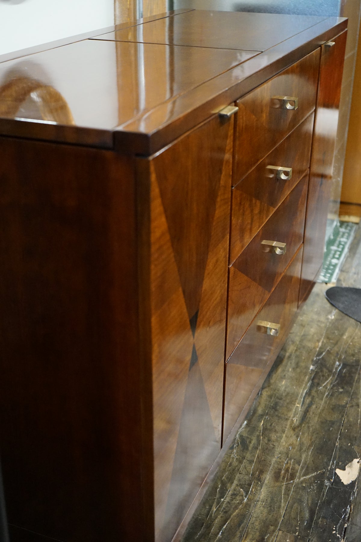 This lovely buffet/server/ bar cabinet is from Henredon's Scene 4 Collection.  Art Deco Style and lovely brass hardware