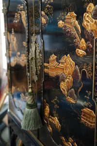 An Oriental George III Lacquer Bar Cabinet from Baker's Stately Homes Collection