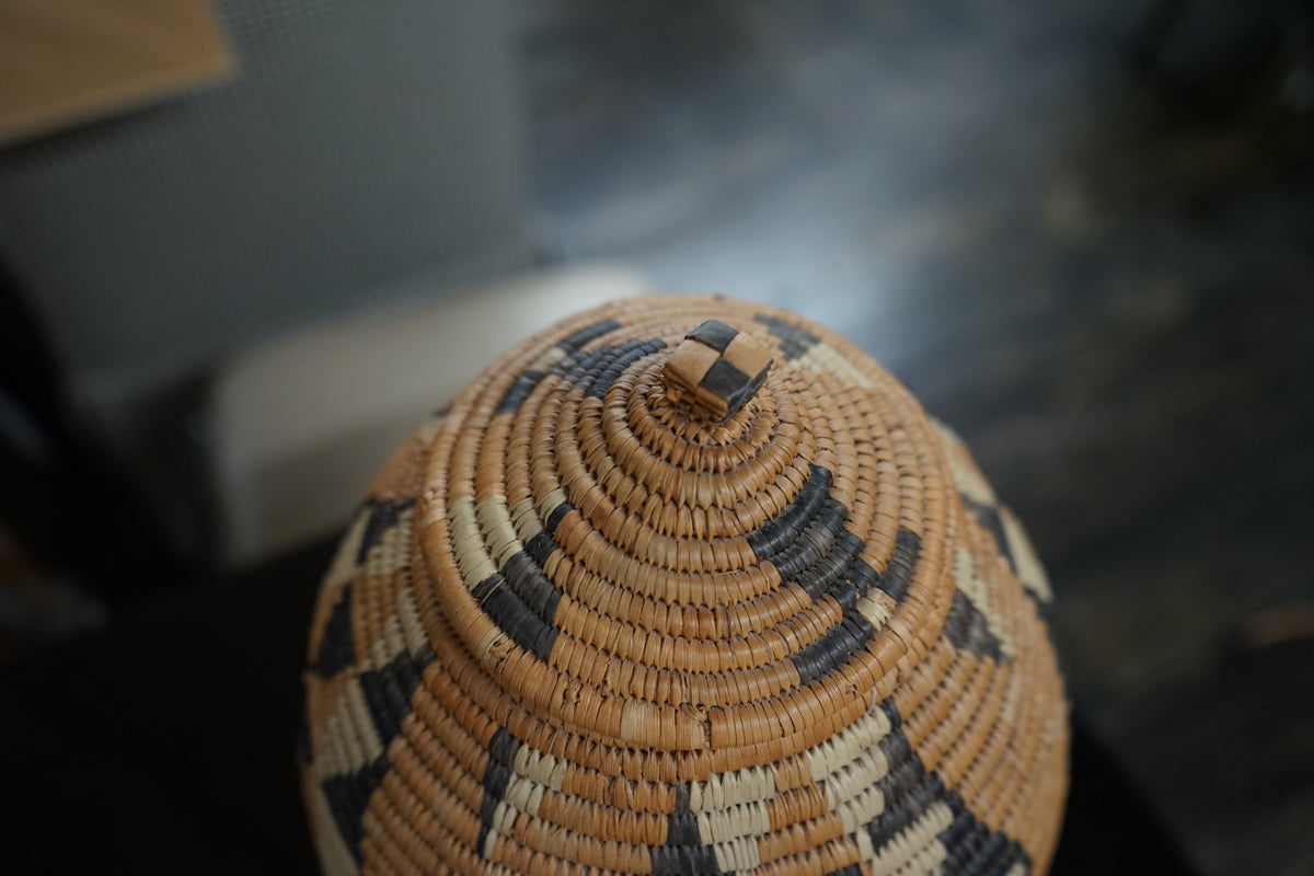 Large Handwoven Zulu Ukhamba Basket