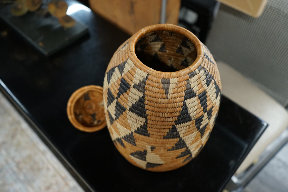 Large Handwoven Zulu Ukhamba Basket