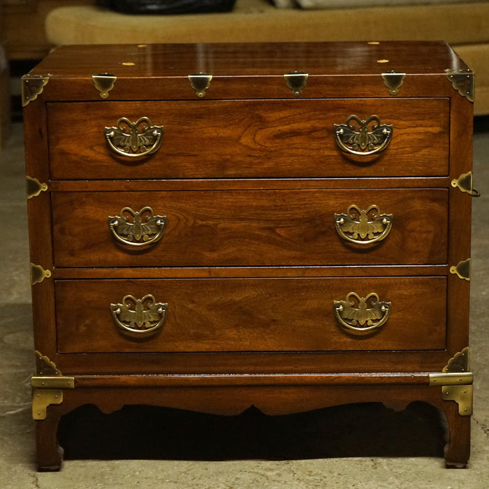 Henredon Asian Inspired 3 Drawer Bachelors Chest.