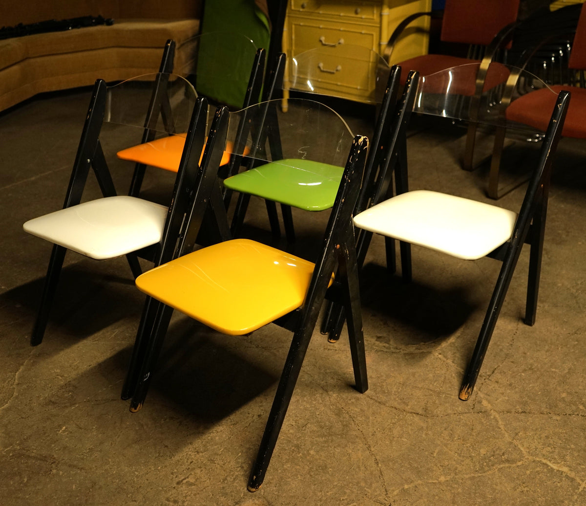 Set of 5 Mid-Century Folding Chairs with Lucite Backs by Stakmore
