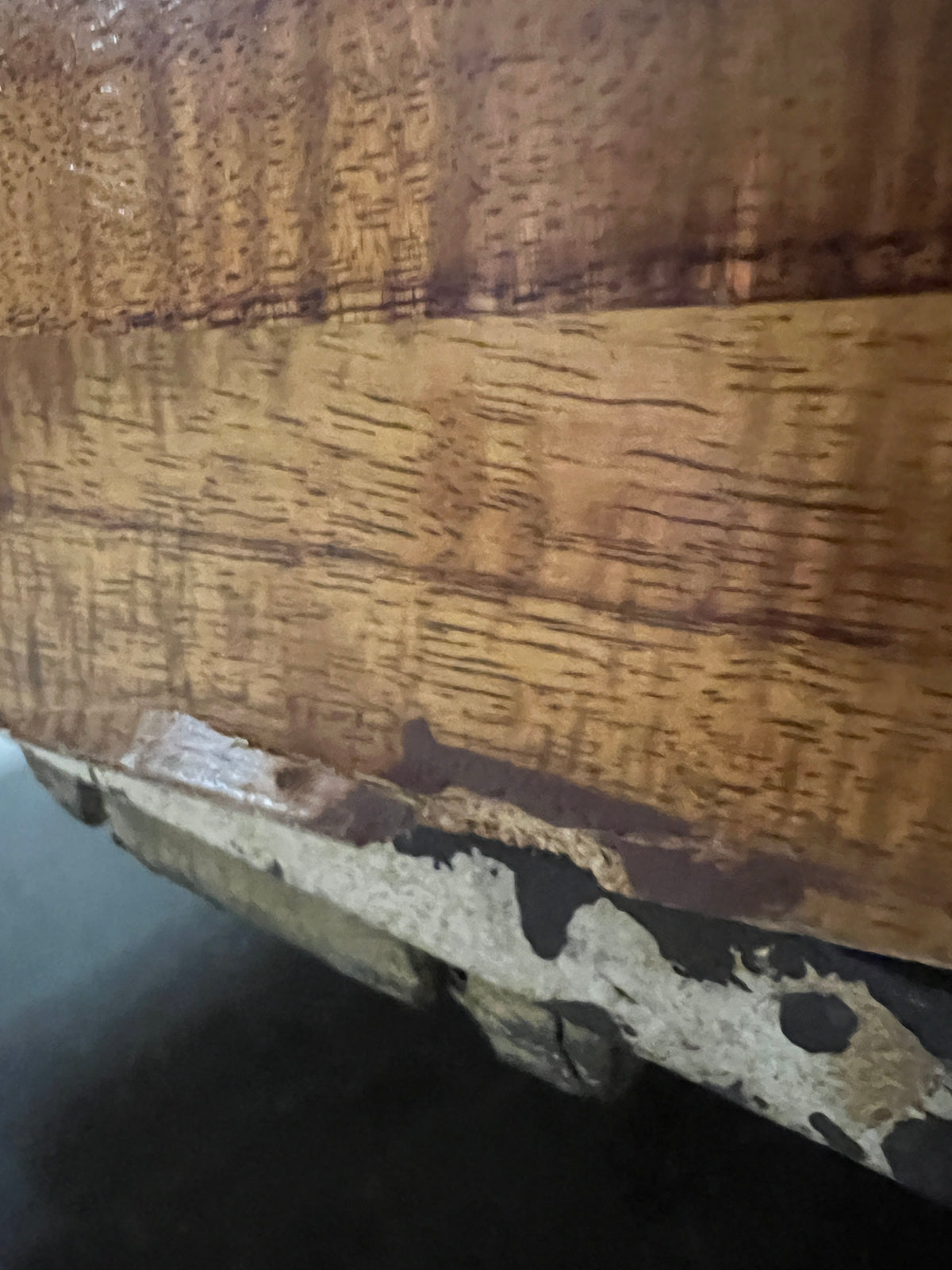 Vladimir Kagan Curved Executive Desk with Exotic Wood Top and Waterfall Sides