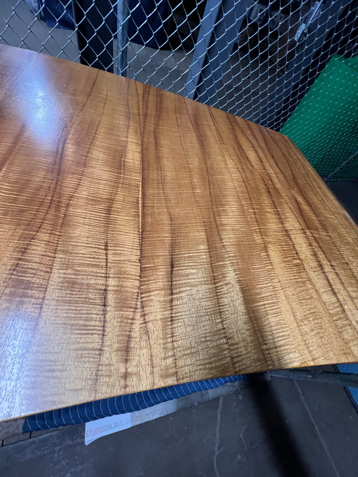 Vladimir Kagan Curved Executive Desk with Exotic Wood Top and Waterfall Sides