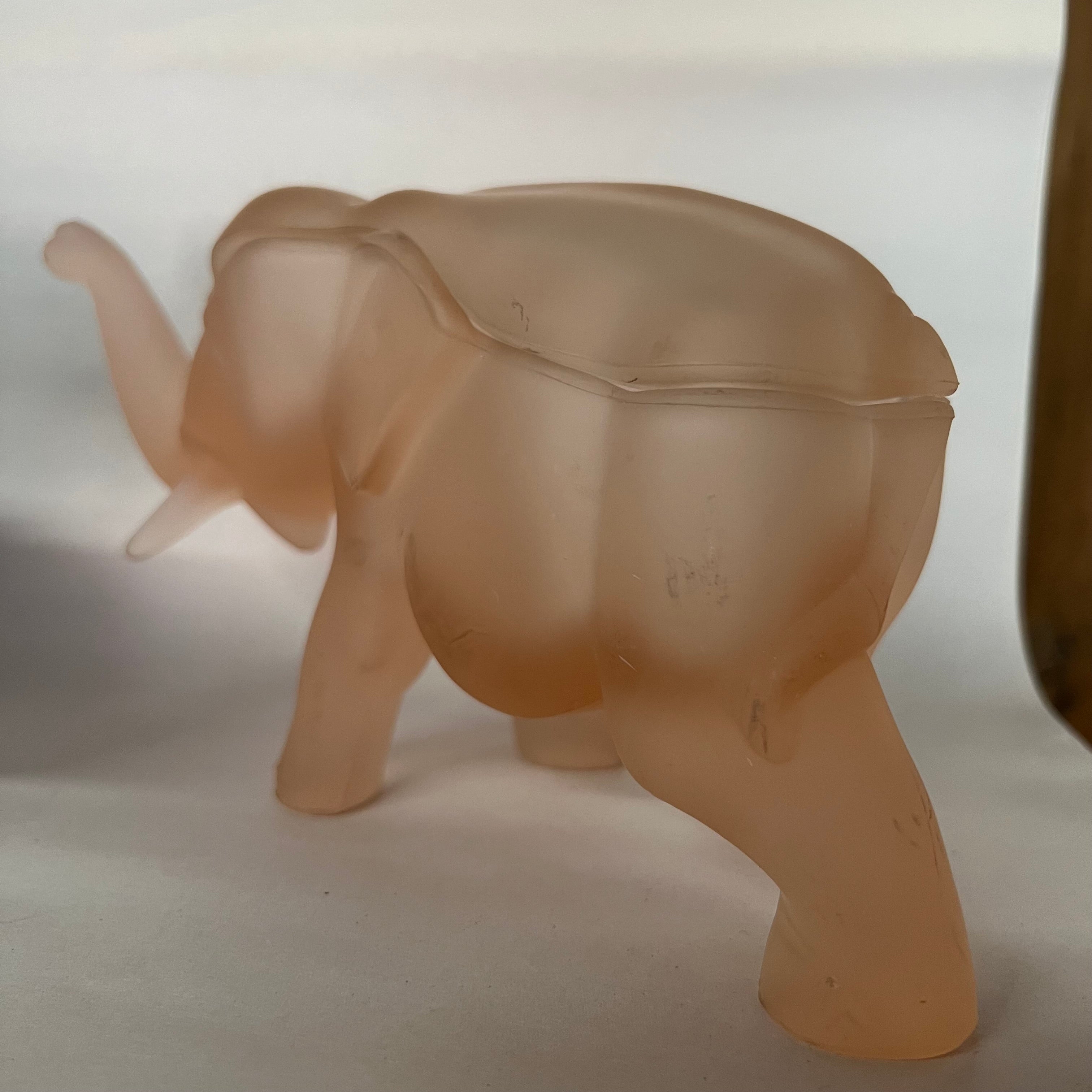 Tiara Glass Elephant Shaped Trinket Box – Studio Sonja Milan