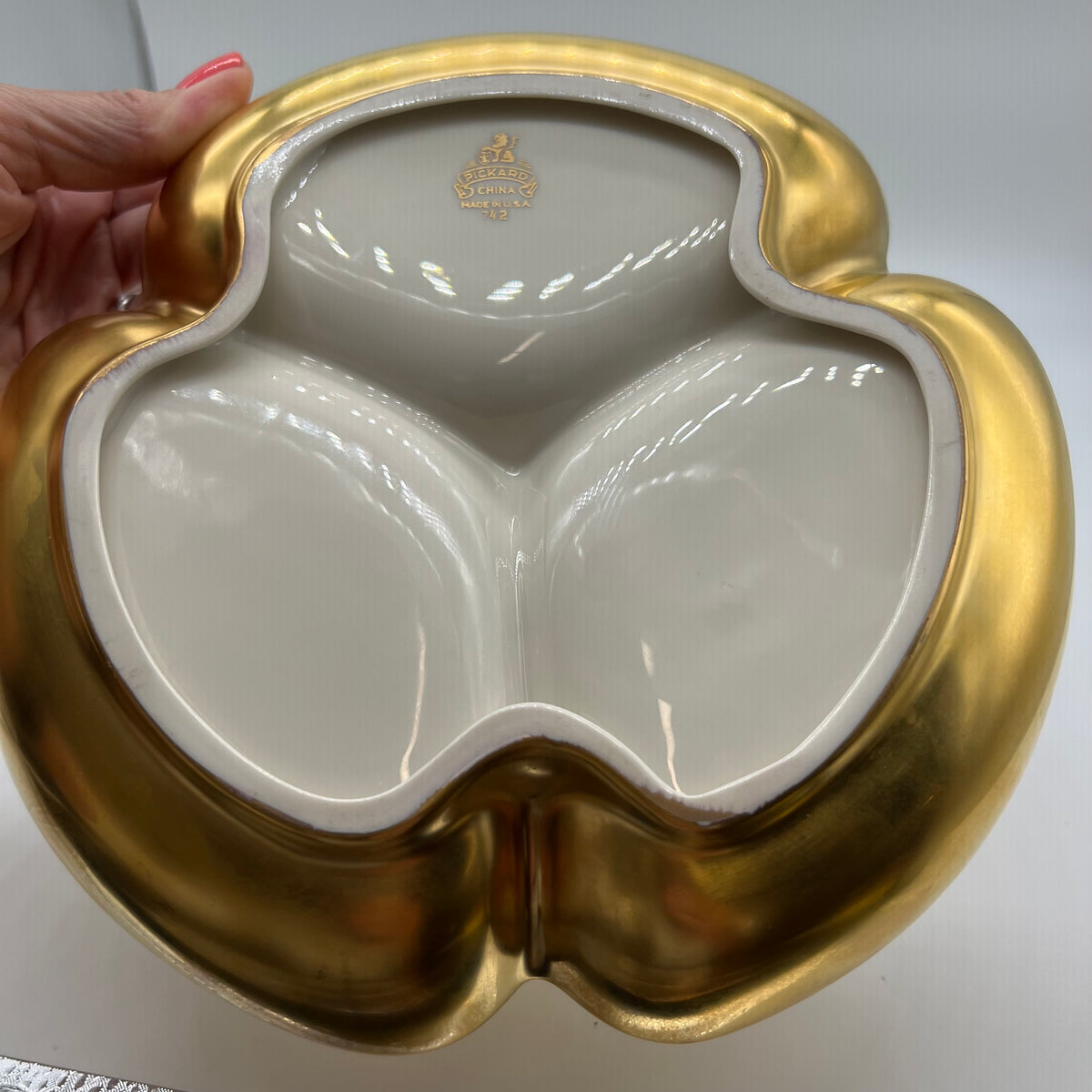 Pickard China, made in USA, 24k gold #742, divided dish - 3 sections, rose and daisy motif, excellent condition, no chips or cracks, post World War II production, approximately 8.25" diameter with scalloped edge.
