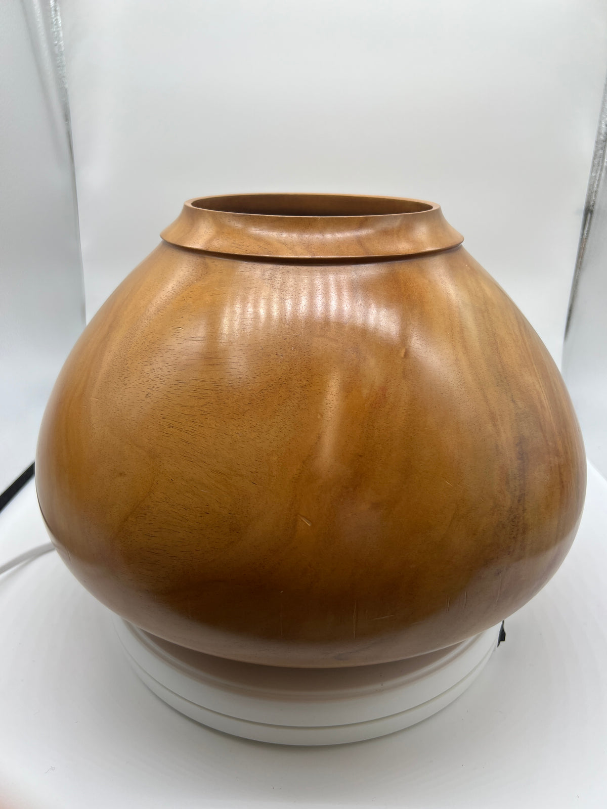 Lovely large wood turned bowl by mid-century wood artist Kevin Parks