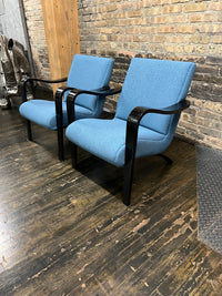 1930's Thonet bentwood lounge chair. The chair features bentwood arms and legs in black lacquer. The chair is solidly constructed and super comfortable