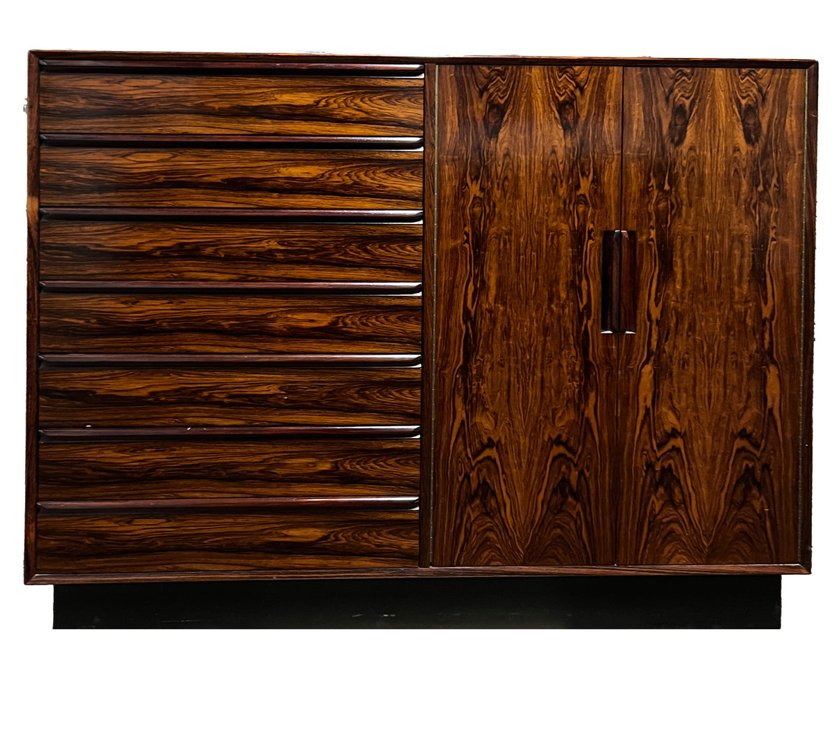 Westnofa Mid Century Modern Danish Rosewood Dresser