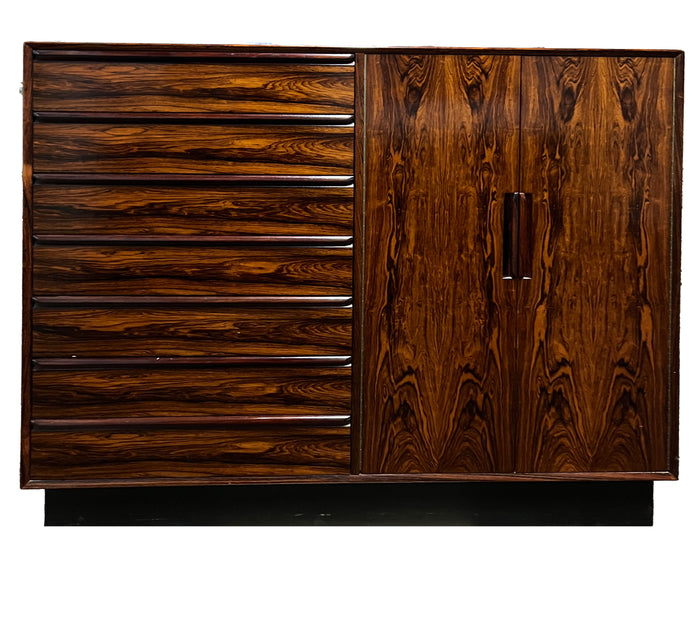 Westnofa Mid Century Modern Danish Rosewood Dresser