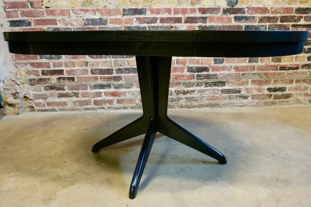 Round Black Lacquer Dining Table with Leaves