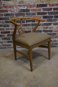 Wishbone Style Chair