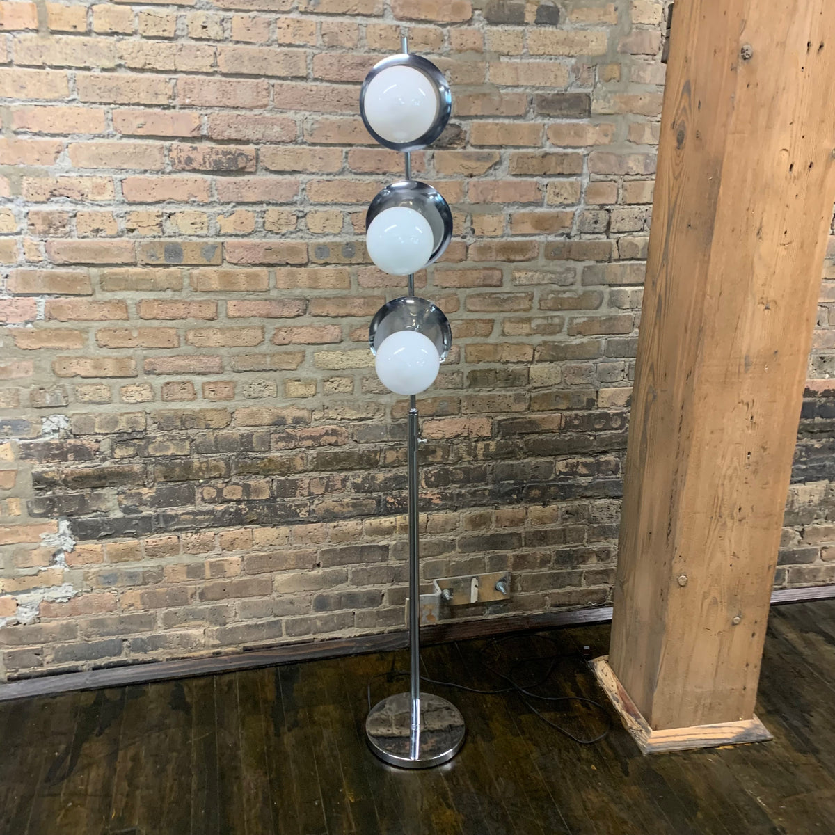 Mid-Century Modern Space Age Chrome Floor Lamp with 3 Large Bulbs