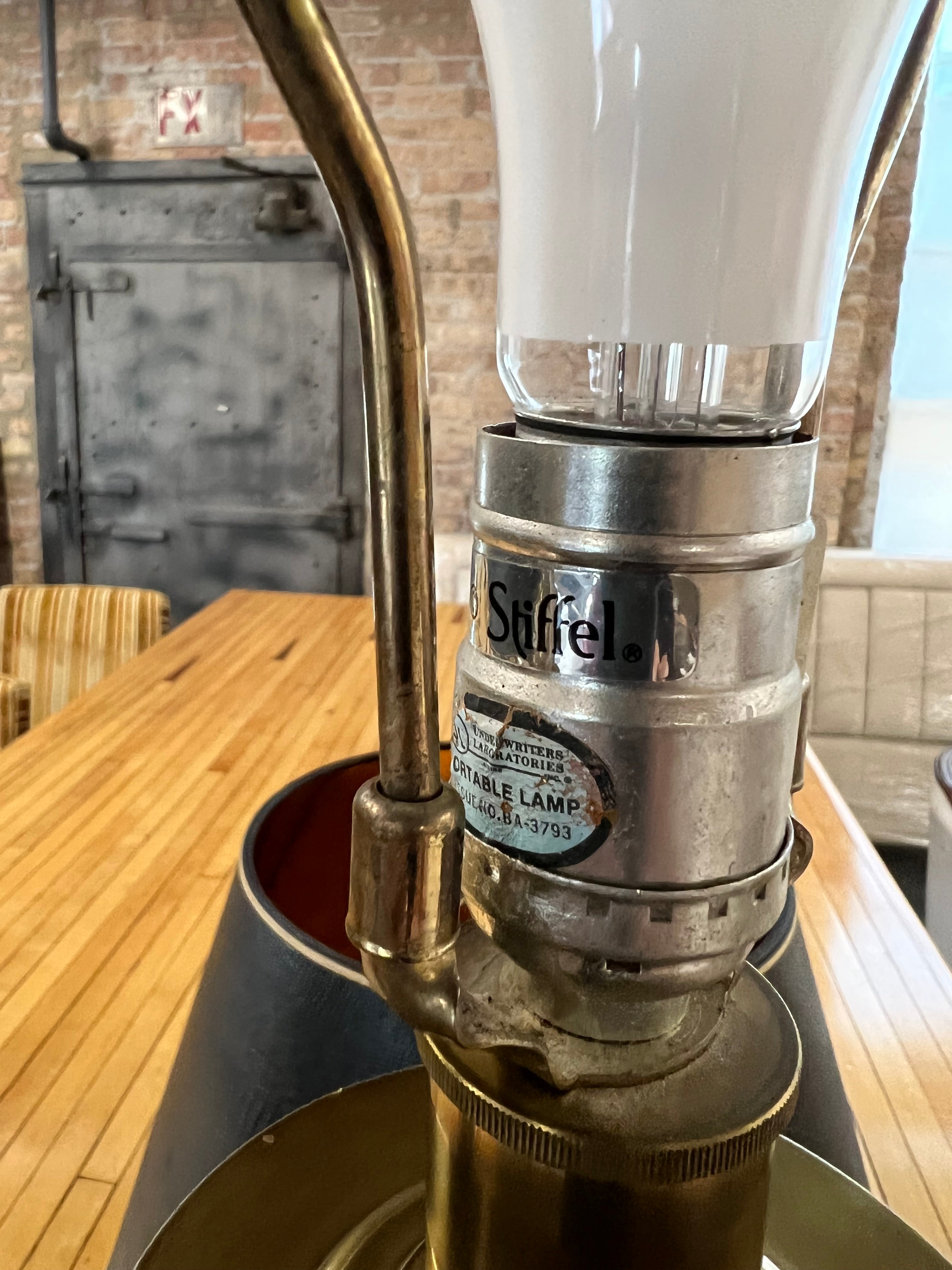 【中古】 Classical Brass / Arnold SOLD Five light Art Deco Custard Glass Chandelier – Appleton