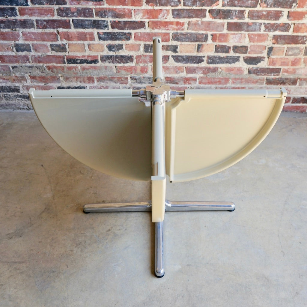 1970s Giancarlo Piretti "Plana" foldable table for Castelli, vintage, excellent condition, midcentury modern, Studio Sonja Milan, Chicago, IL