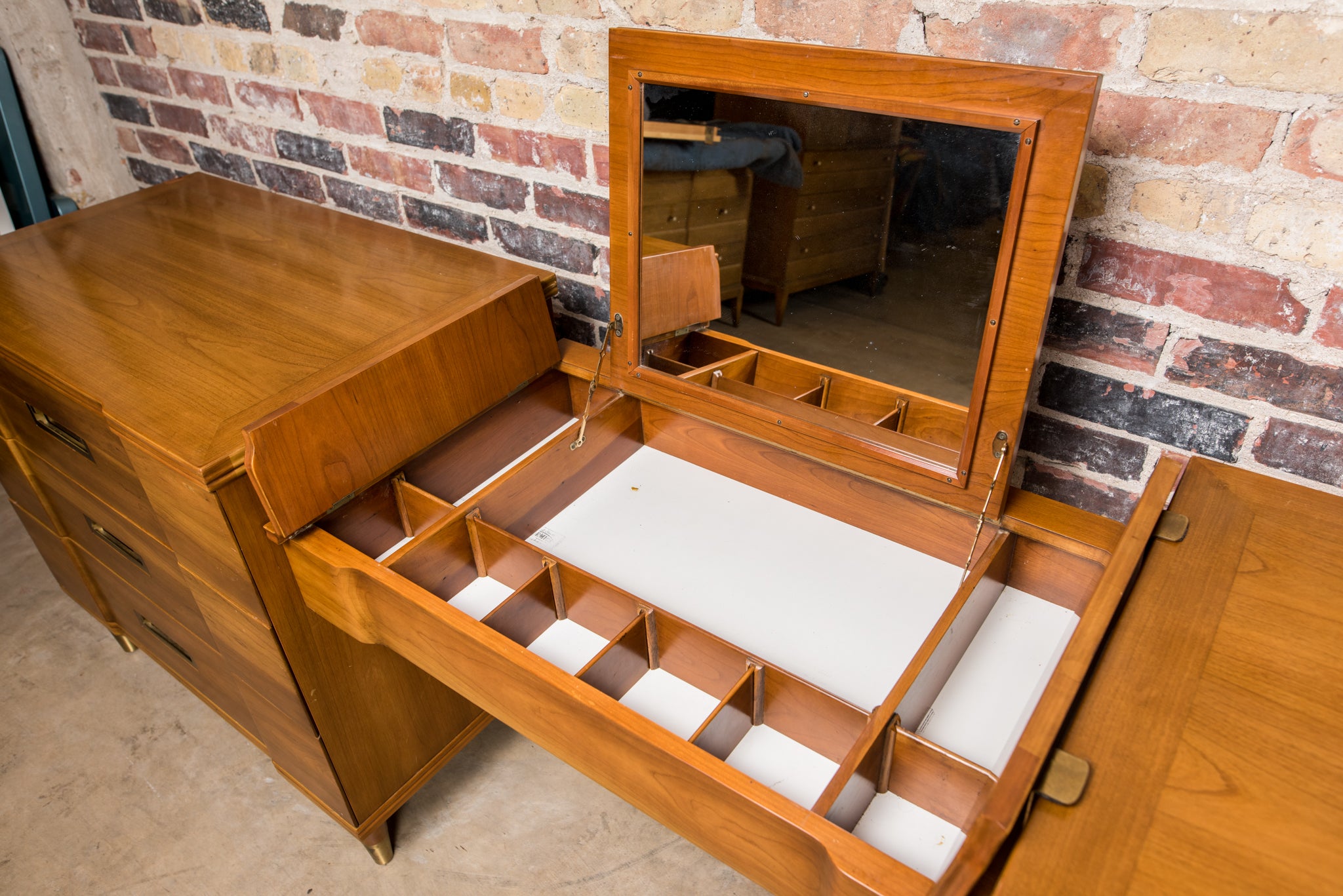 John outlet widdicomb vanity
